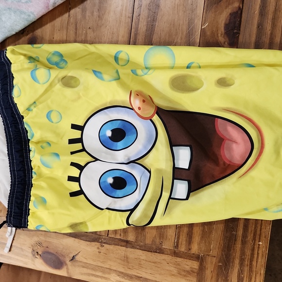 3/$20 - Nickelodeon SpongeBob SquarePants, Boys size 8 swim trunks. - Picture 4 of 6